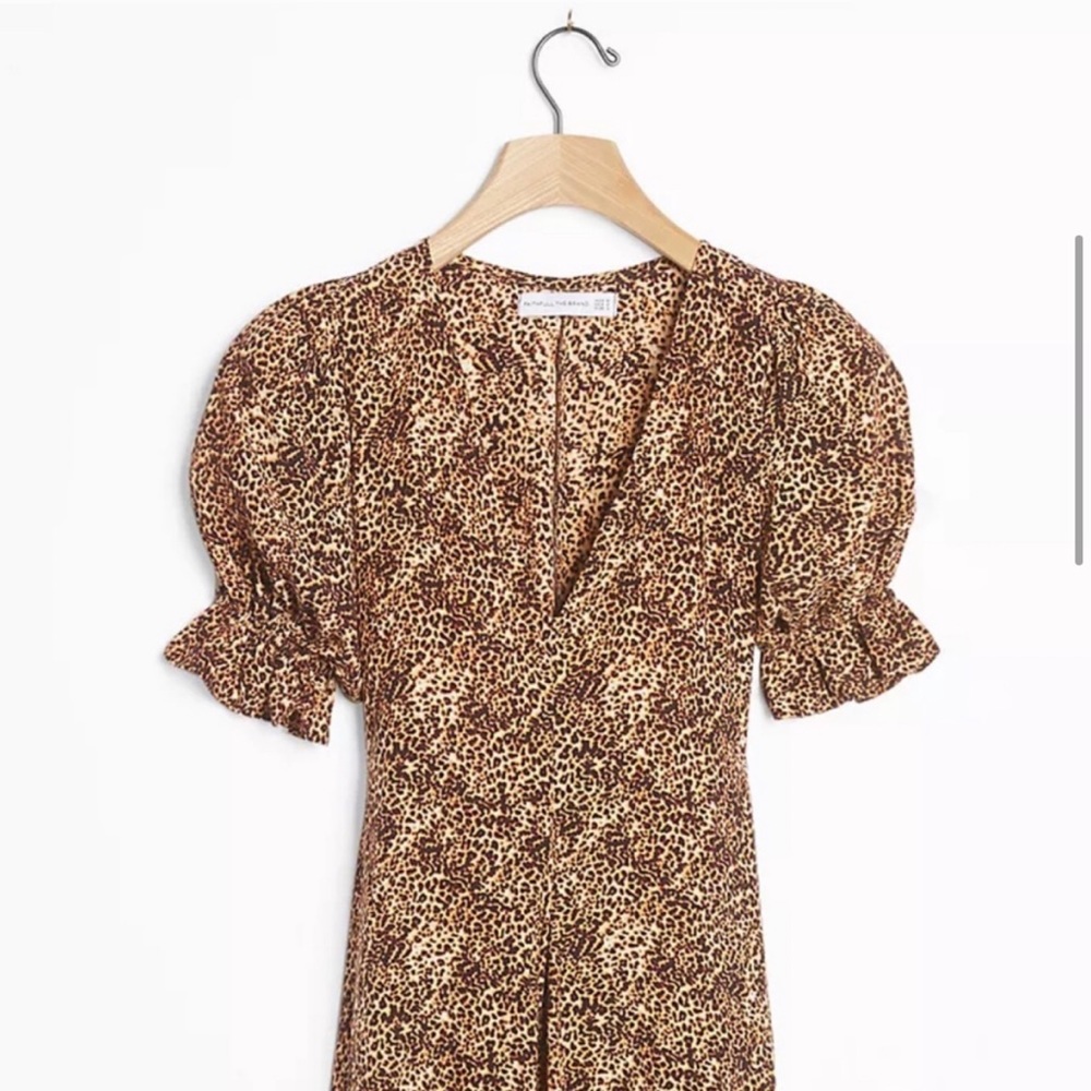 Faithfull Maggie Midi dress in Charlie Leopard - Picture 12 of 14